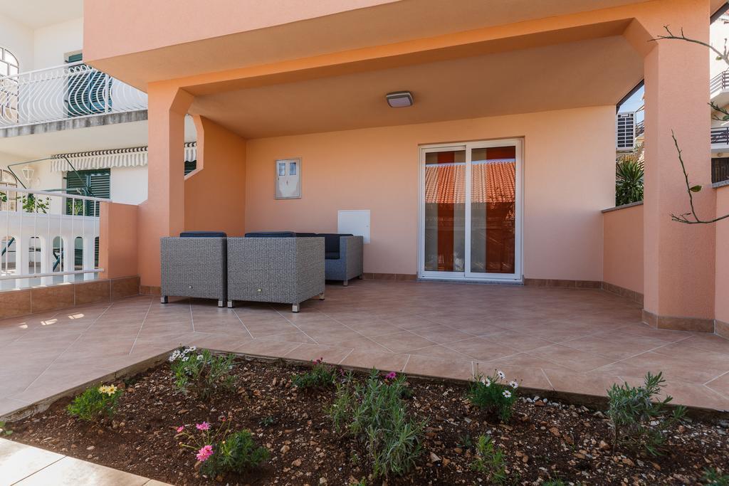 Apartments Viljac Trogir Exterior foto