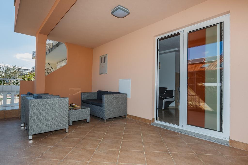 Apartments Viljac Trogir Zimmer foto
