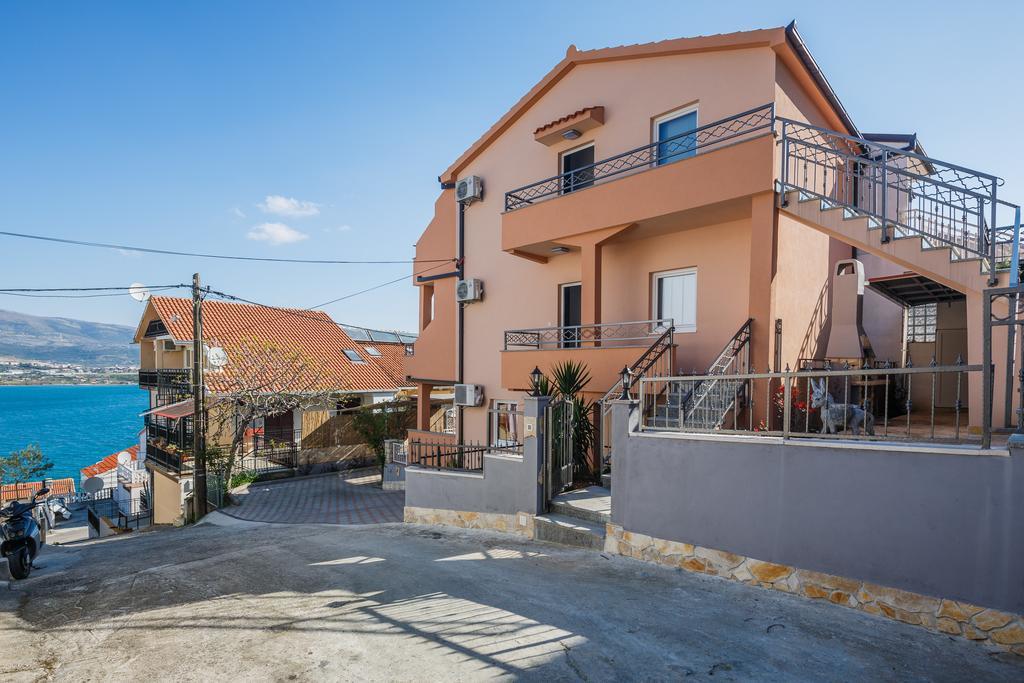 Apartments Viljac Trogir Exterior foto